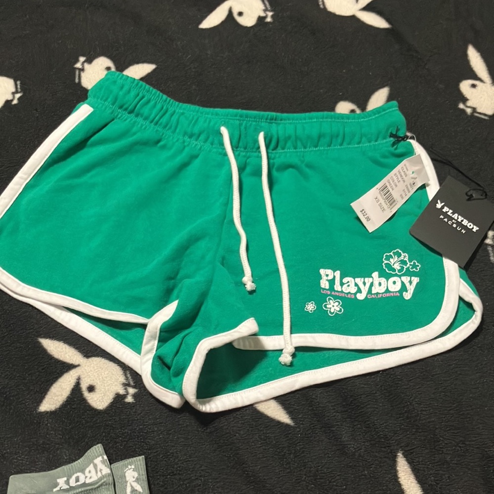 Playboy Bundle! - Picture 3 of 6